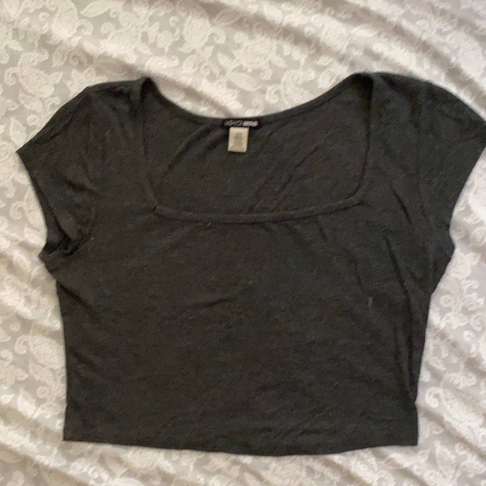Dark gray fashion nova crop top (L)